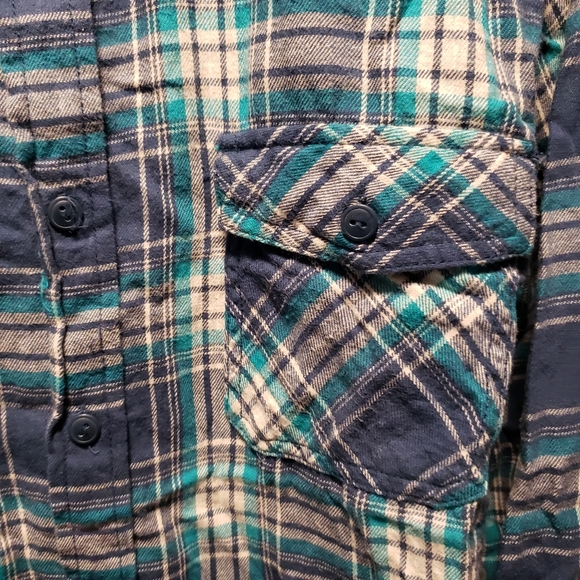 Arizona Blue Flannel / Plaid Button Down - Picture 6 of 10